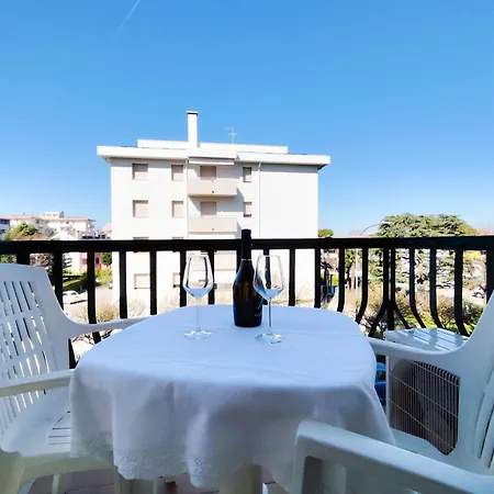 Ferienwohnung Rubino Lido di Jesolo Exterior foto